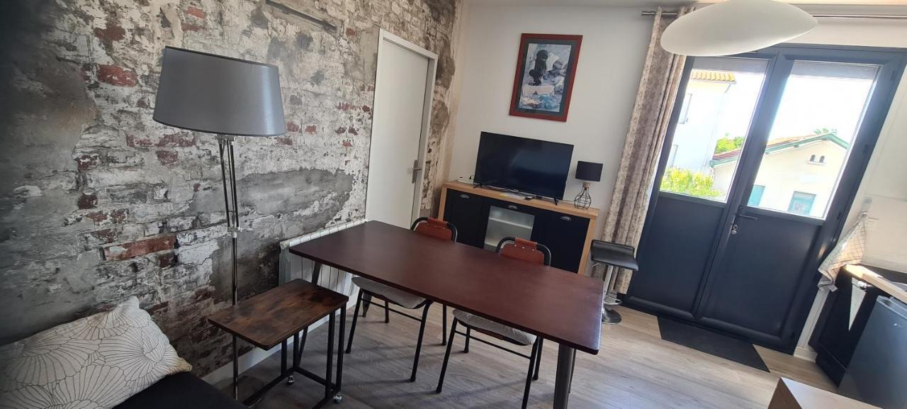 Le Fetilly Avec Parking Privatif Et Climatisation La Rochelle  Exteriér fotografie